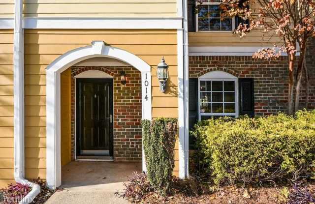 1014 Summer Place Gallery 2