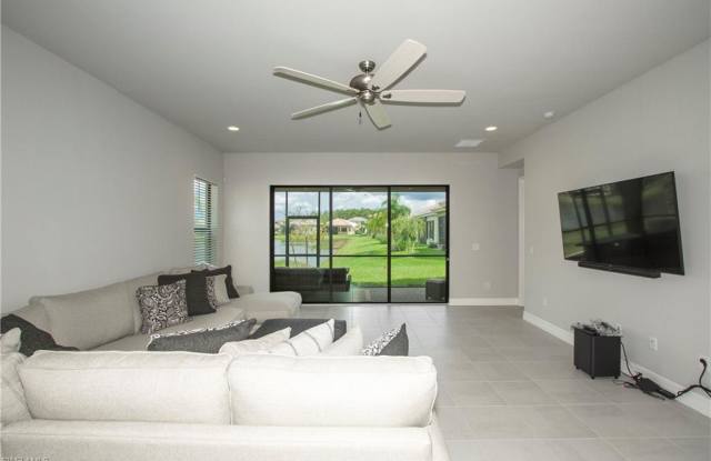 10013 Windy Pointe CT Gallery 4