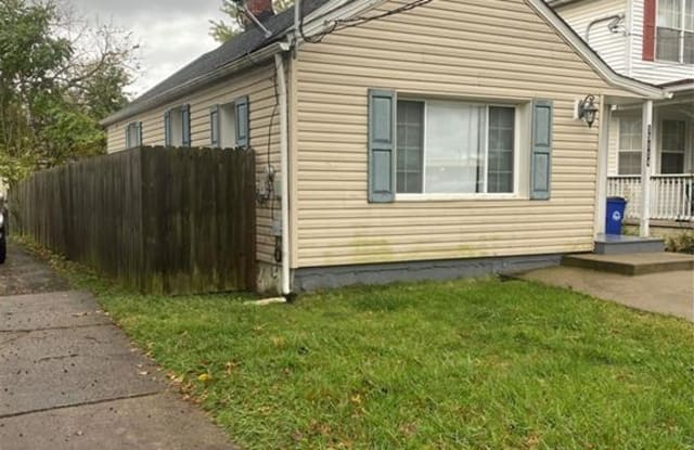 15114 Sunview Ave - 15114 Sunview Avenue, Cleveland, OH 44128
