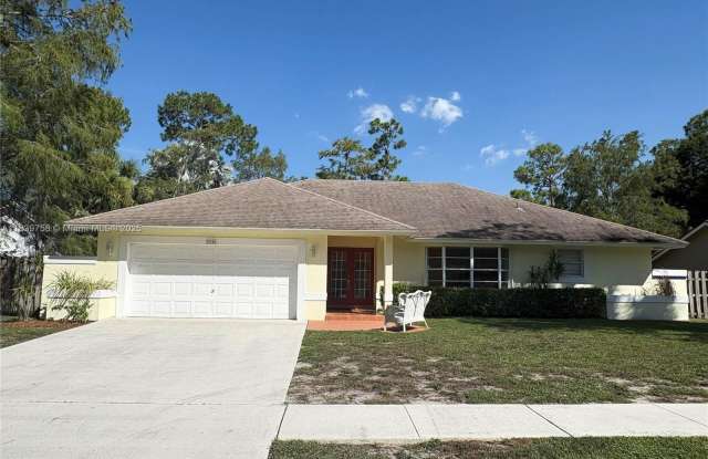 730 Daffodil Dr photos photos