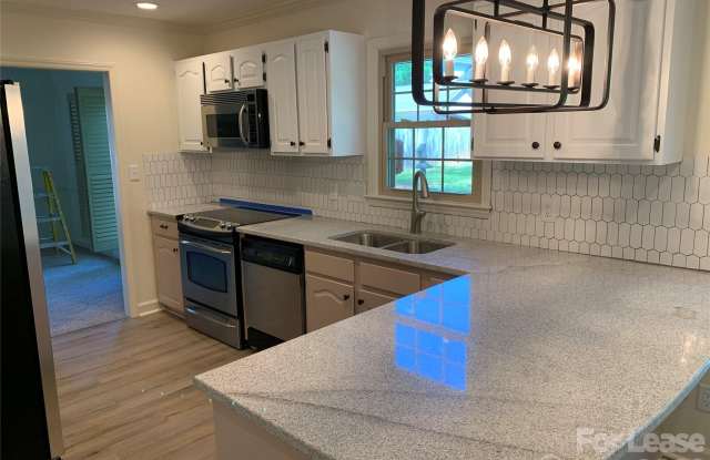 16518 Greenfarm Road photos photos