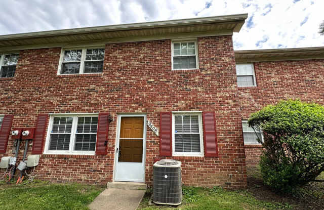 9608 HAGEL CIR CIRCLE - 9608 Hagel Circle, Lorton, VA 22079