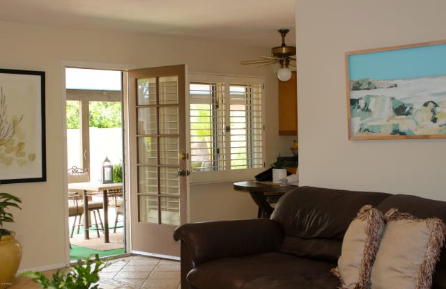 8313 E VIA DE LAS FLORES -- - 8313 East via De Las Flores, Scottsdale, AZ 85258