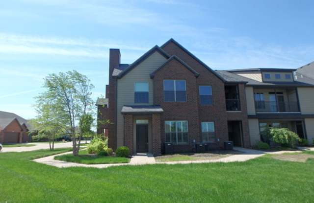 Luxurious 1 Bedroom Condo @ Old Hawthorne! - 5728 Pergola Drive, Columbia, MO 65201