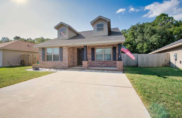 Stylish 3BR/2BA Home Minutes from Everything photos photos