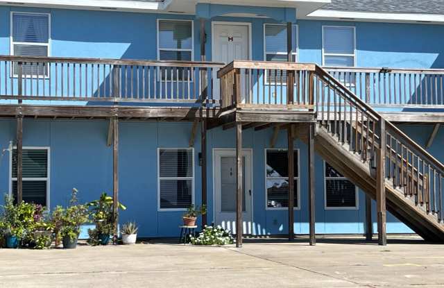 AFFORDABLE ISLAND LIVING! Gallery 1