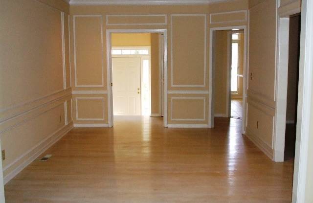 2562 Oakwood Trace SE Gallery 2