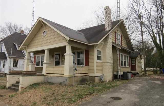 1048 Elm Street Gallery 2