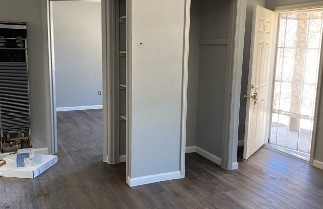 815 W Picard Ave - 815 West Picard Avenue, Belen, NM 87002