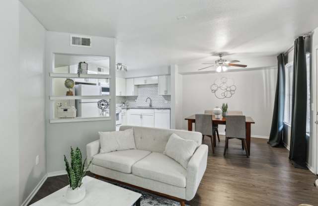 Senior Housing - Court Senior Apartments Gallery 3