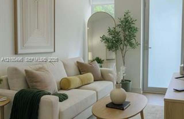 1535 West Ave cu-7, Miami Beach, FL 33139 Gallery 3