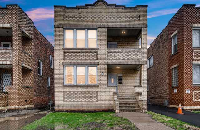 Charming / Totally Remodeled Apartment! - 1316 Ellsworth Place, Gary, IN 46404 Charming / Totally Remodeled Apartment! - 1316 Ellsworth Place, Gary, IN 46404