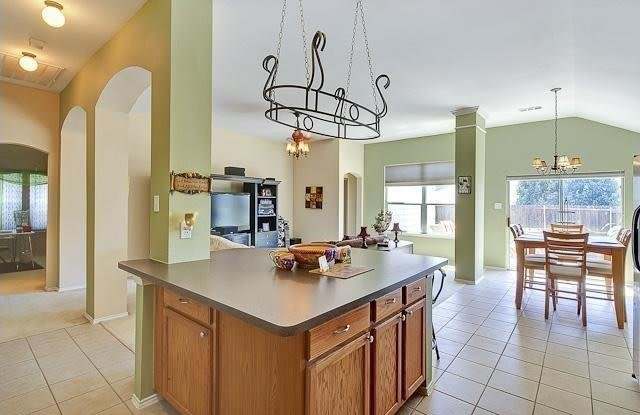 4124 Capstone Drive Gallery 3
