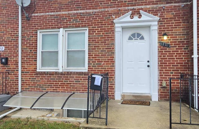 Beautiful 4 Bedroom 2 Bathroom East Baltimore Town Home photos photos