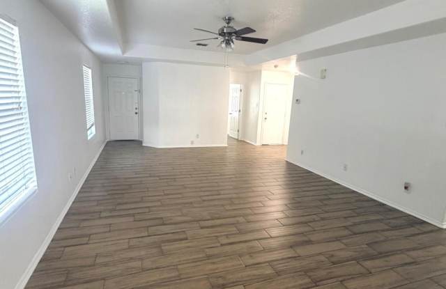 8835 Laguna Rio Gallery 3