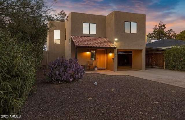 2206 E CAMBRIDGE Avenue - 2206 East Cambridge Avenue, Phoenix, AZ 85006