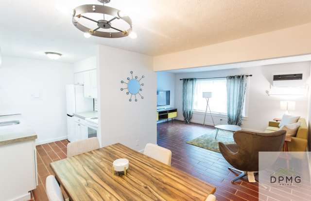 331 E Hillsdale Gallery 3