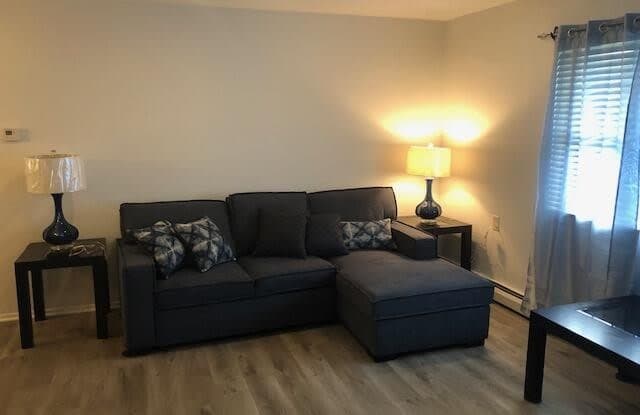 15 Yellowstone Drive Gallery 2