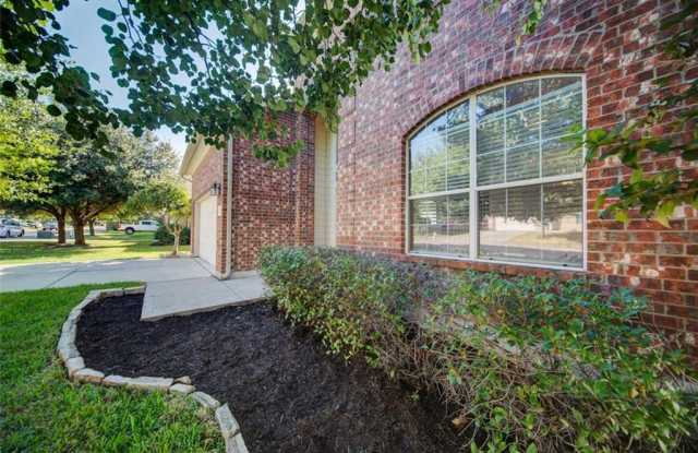2324  Caprock PL Gallery 2