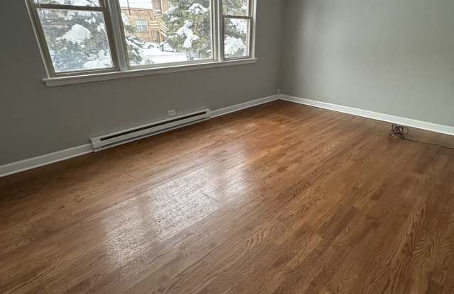 7624 N Milwaukee Ave photos photos