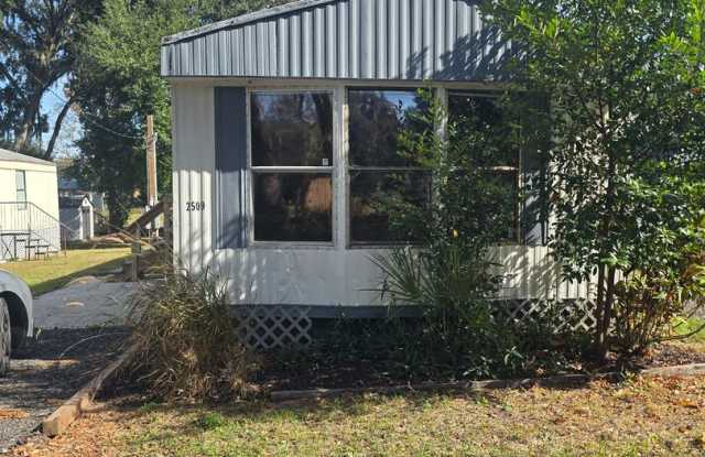 2509 Mallard Creek Drive - 2509 Mallard Creek Drive, Thonotosassa, FL 33584