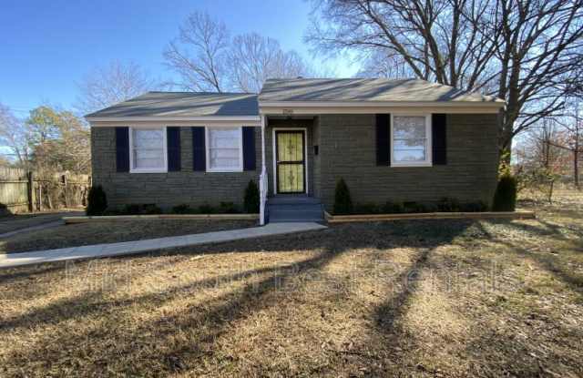 1590 Rebecca St photos photos