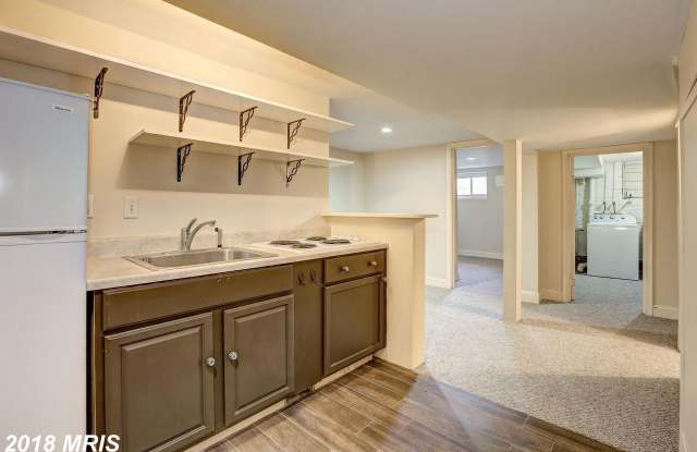 534 Irving St NW # B - 534 Irving Street Northwest, Washington, DC 20010