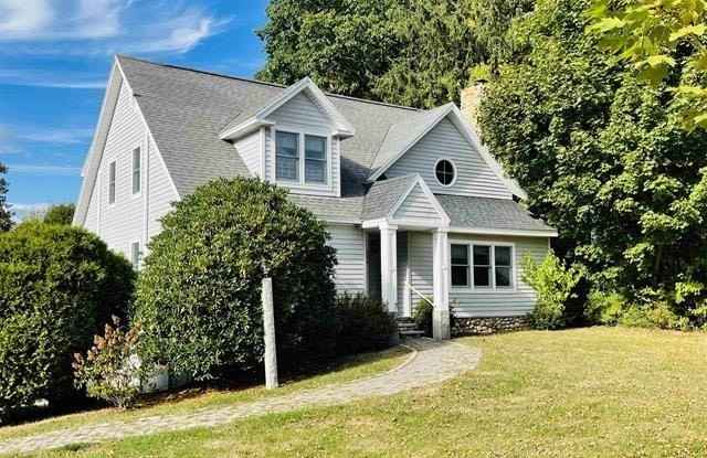 236 Long Sands Road Gallery 1