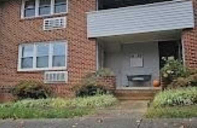 701 Daniels Street photos photos