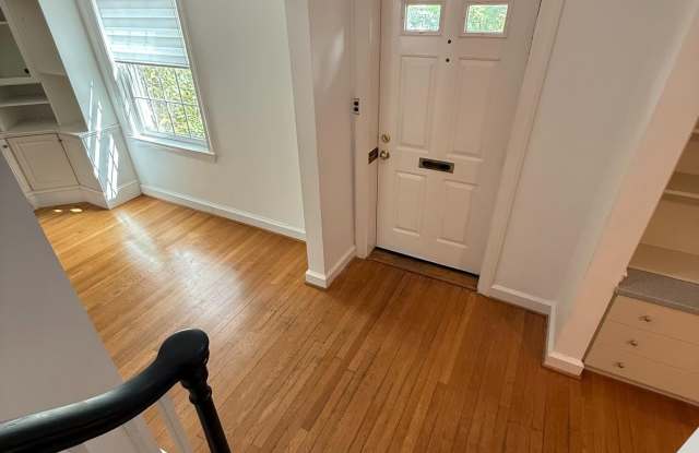 3121 QUEBEC Place NW Gallery 3