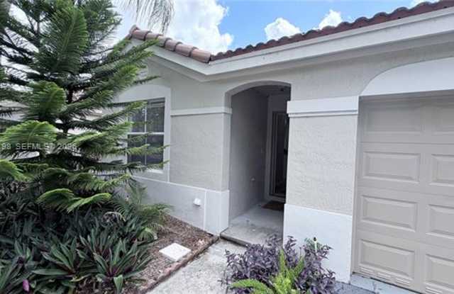 2020 Andromeda Ln # 0, Weston, FL 33327 Gallery 4