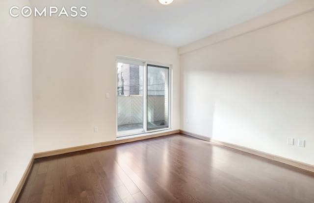 1679 East 19th Street Gallery 3