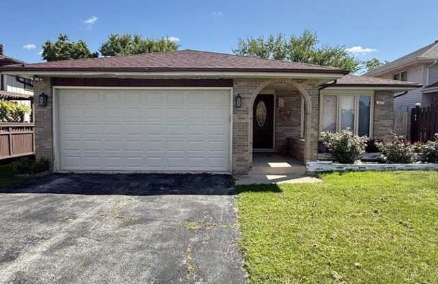 14631 Knox Avenue - 14631 Knox Avenue, Midlothian, IL 60445