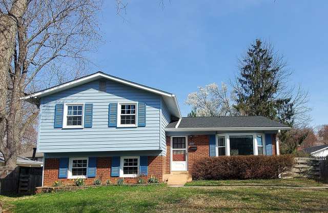 702 W EDMONSTON Drive photos photos