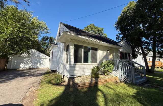 3 Bedroom Home Near Kibby Cobb & Cascade Falls Park Gallery 3
