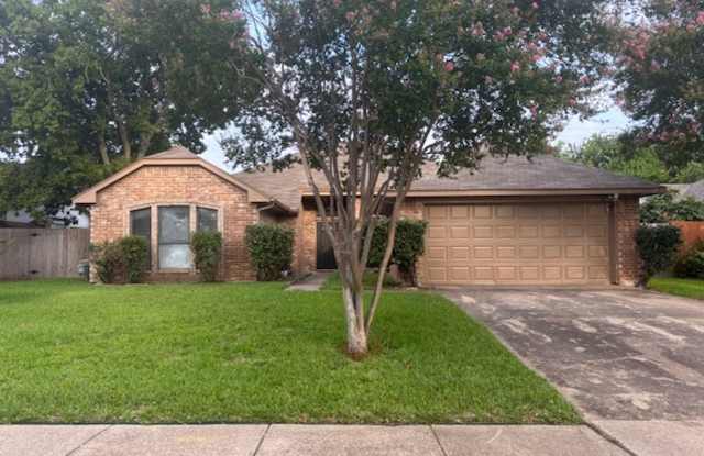 Nice 1 Story Home in Grand Prairie in Dallas County - 4333 Baldwin Street, Grand Prairie, TX 75052