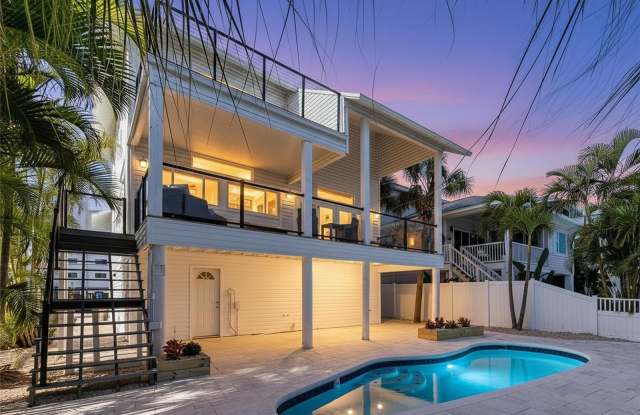 8485 BLIND PASS DRIVE photos photos