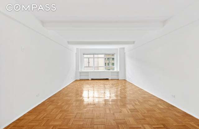 45 West 54th Street Gallery 2