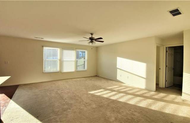 1595 Hollow Brook Court Gallery 4