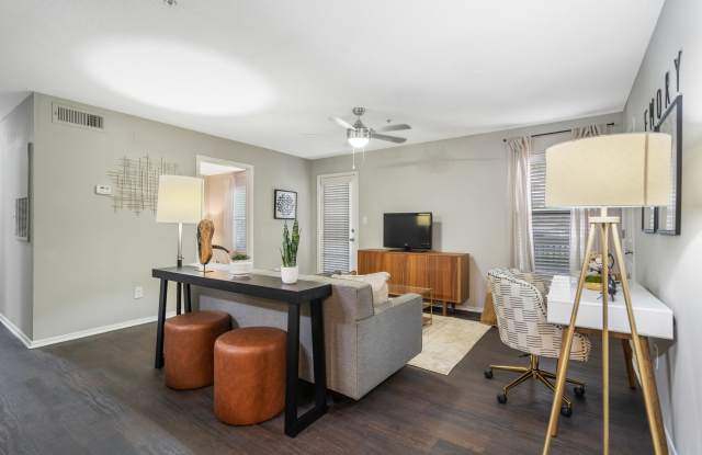 Clairmont Reserve Apartment Homes Gallery 4