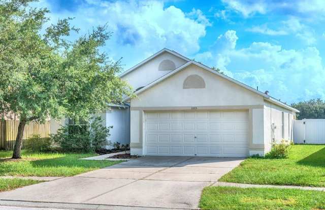 10815 LAKESIDE VISTA Drive Gallery 4