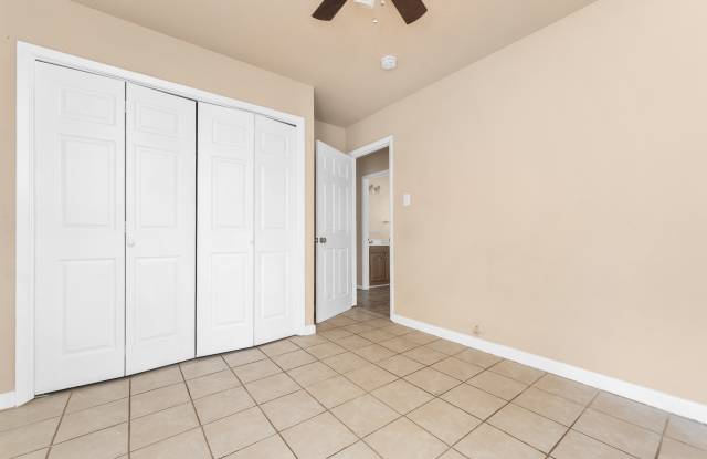 218 E Villaret Blvd photos photos