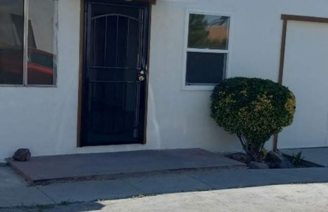 One Bedroom One bath - 918 West Hays Street, Banning, CA 92220