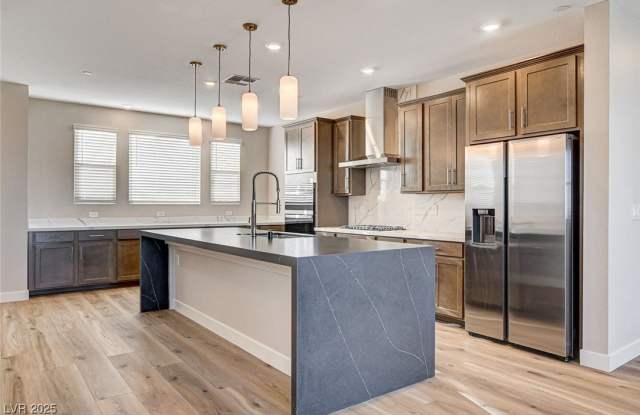 1494 Bat Hawk Street photos photos