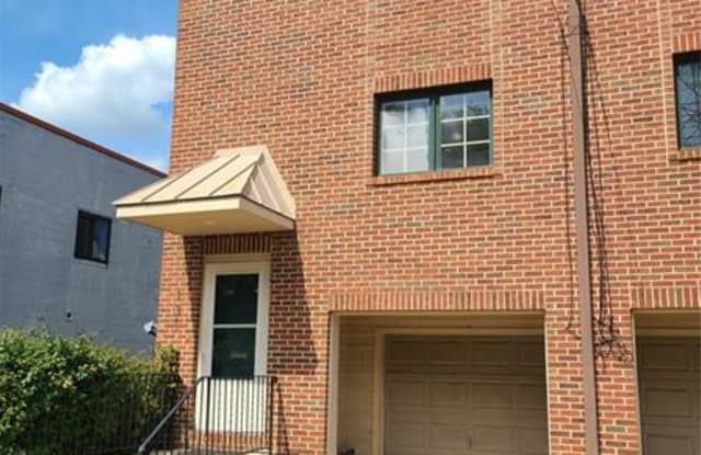 131 BAILEY AVE - 131 Bailey Avenue, Pittsburgh, PA 15211