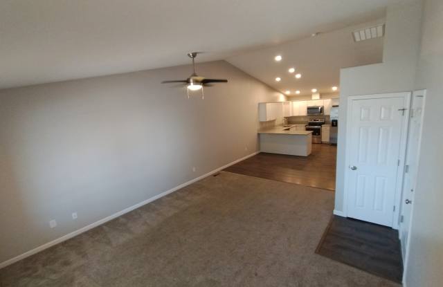 4194 Box Berry Ct NE - 4194 Box Berry Court Northeast, Hayesville, OR 97305