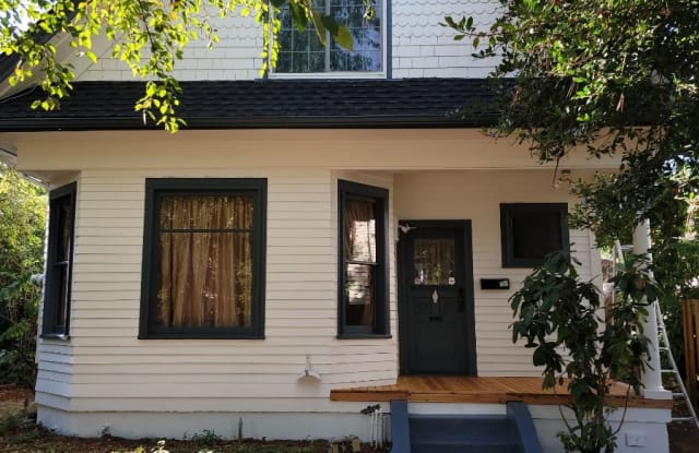636 South Trafton Street - 636 South Trafton Street, Tacoma, WA 98405