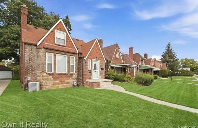 17327 Hartwell Street Gallery 1