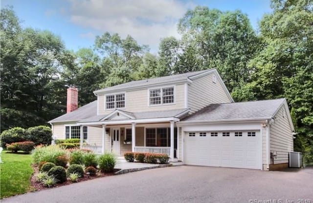 27 Pumpkin Hill Road - 27 Pumpkin Hill Road, Westport, CT 06880