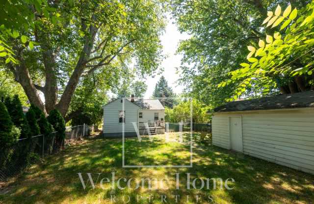 Vintage Home with Room to Entertain photos photos Vintage Home with Room to Entertain photos photos